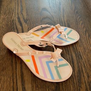 Ivanka Trump bow jelly slides